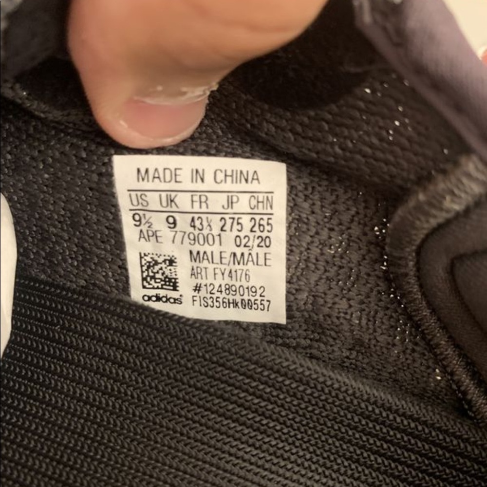 Yeezy Boost 350 V2 Cinder Reflective - Picture 6 of 12